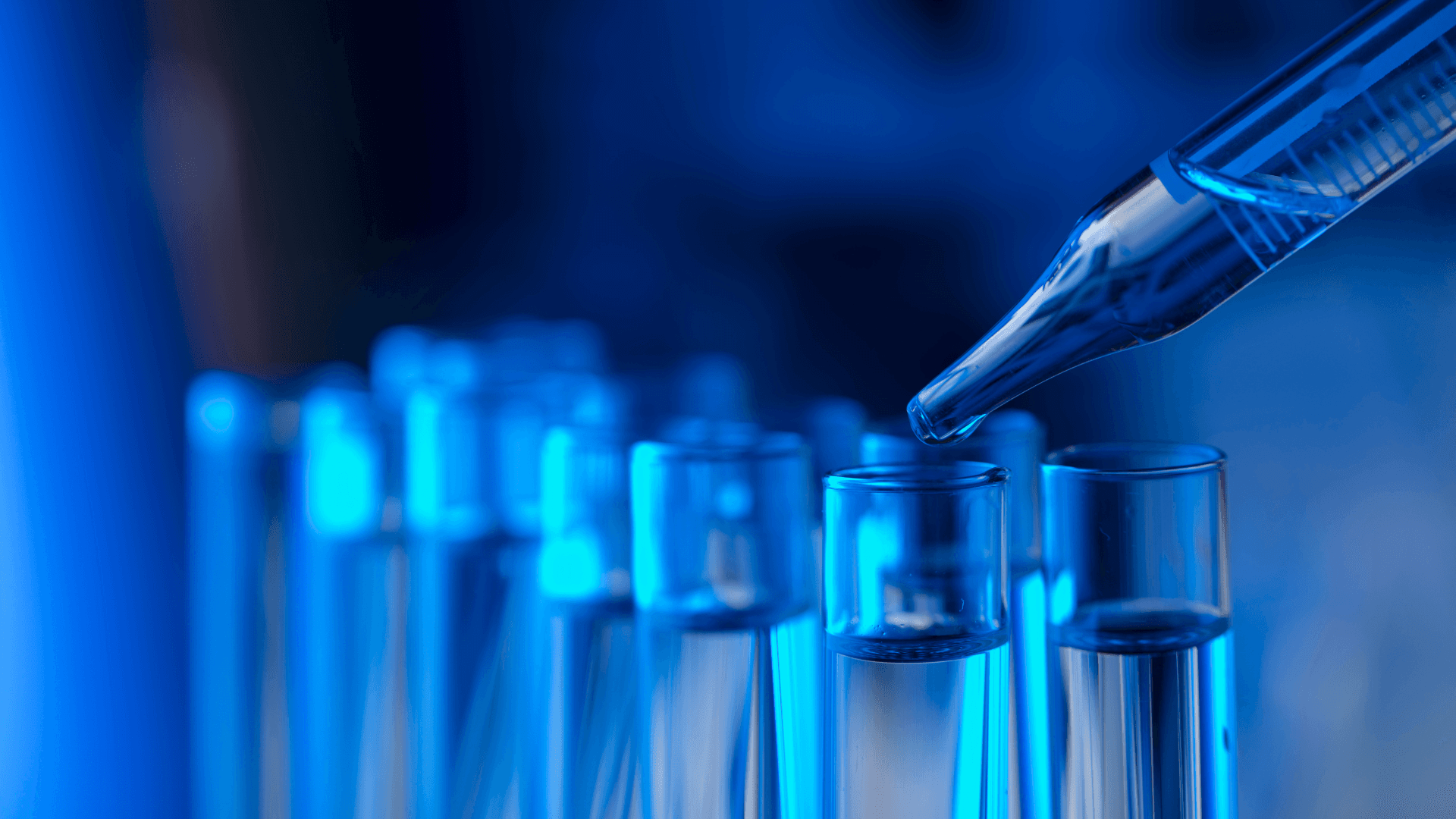 La importancia del mantenimiento preventivo de sistemas contra incendios en la industria química.